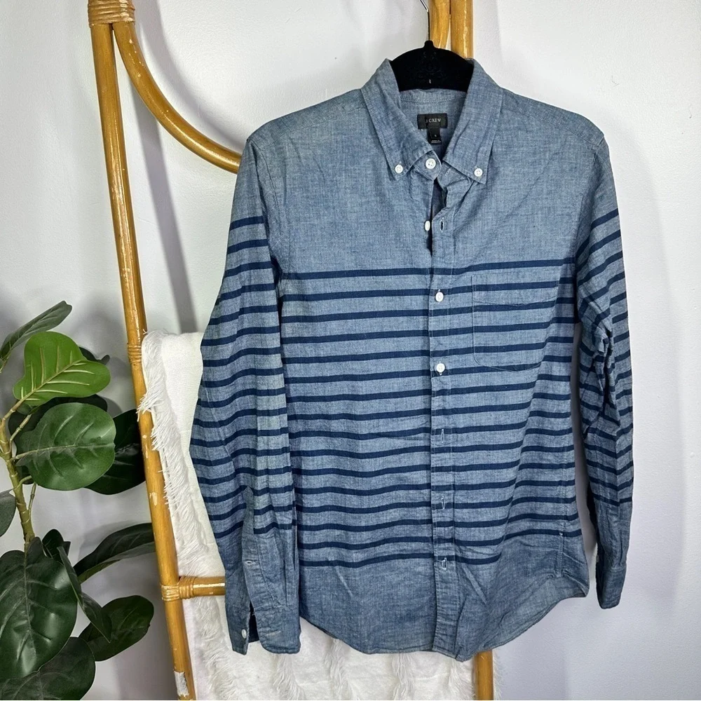 Mens J.Crew Striped Denim Button Down sz S